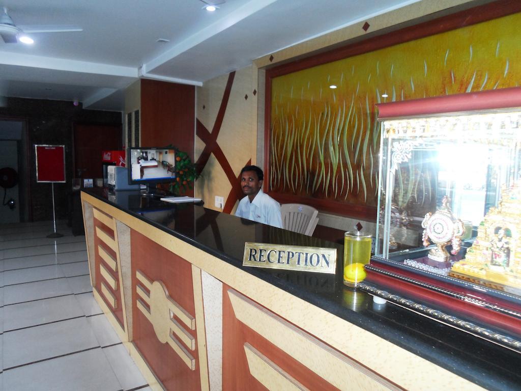 Psr Hotel Tirupati Exterior foto
