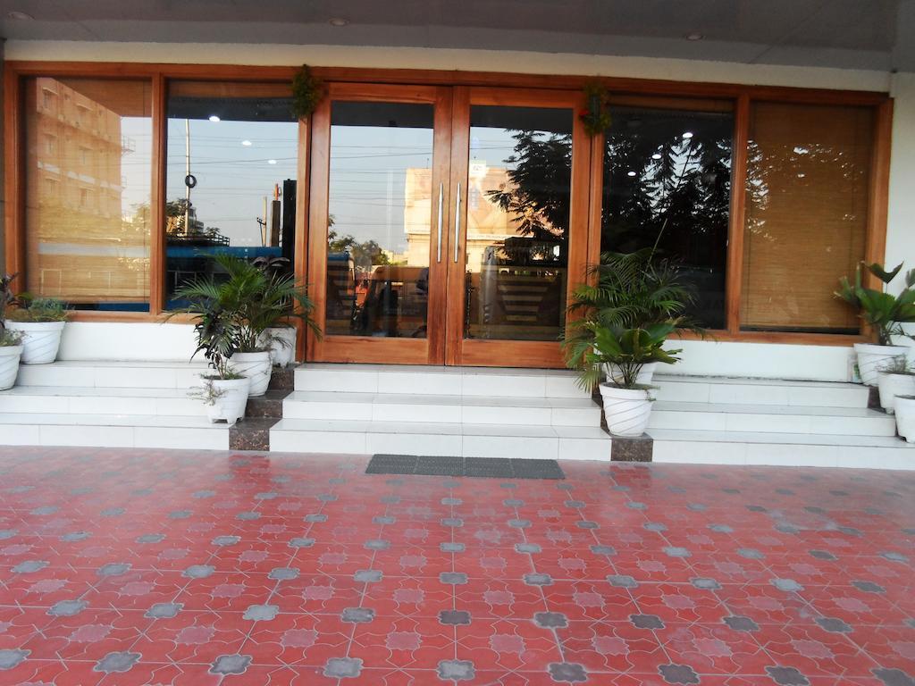 Psr Hotel Tirupati Exterior foto