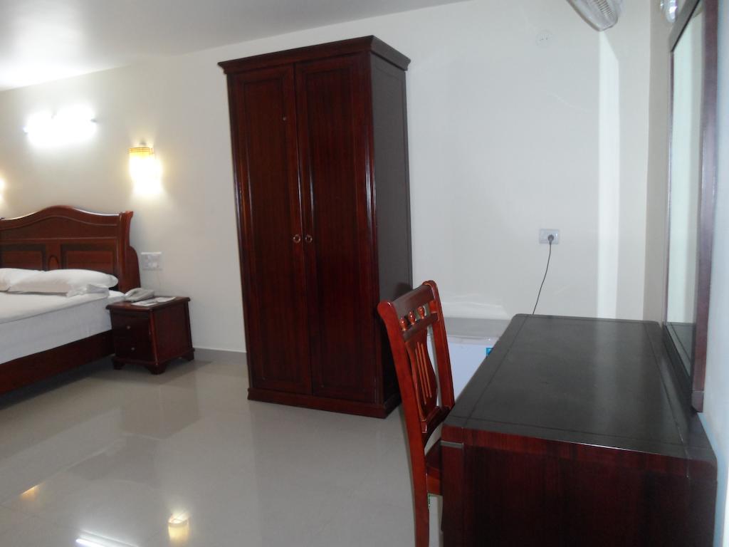 Psr Hotel Tirupati Exterior foto